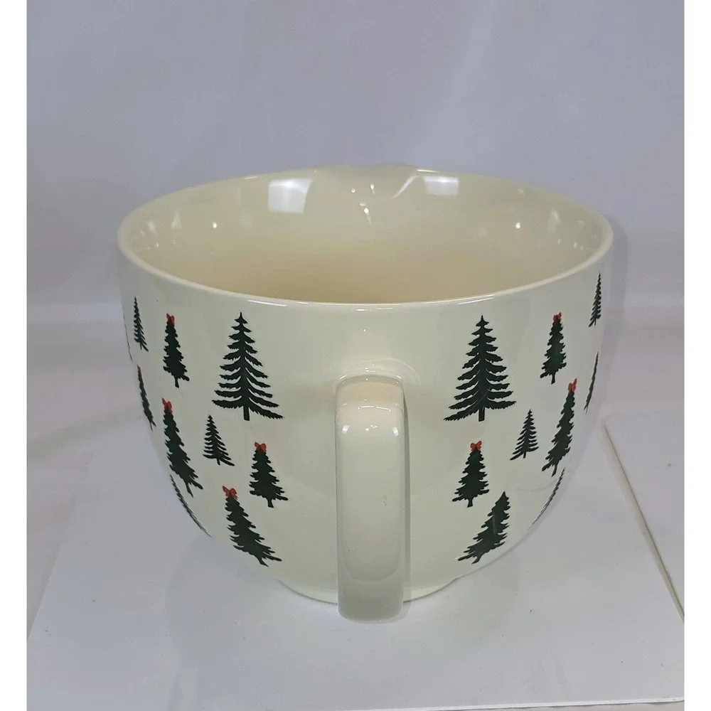 The Bake Shop Christmas Tree Large 12